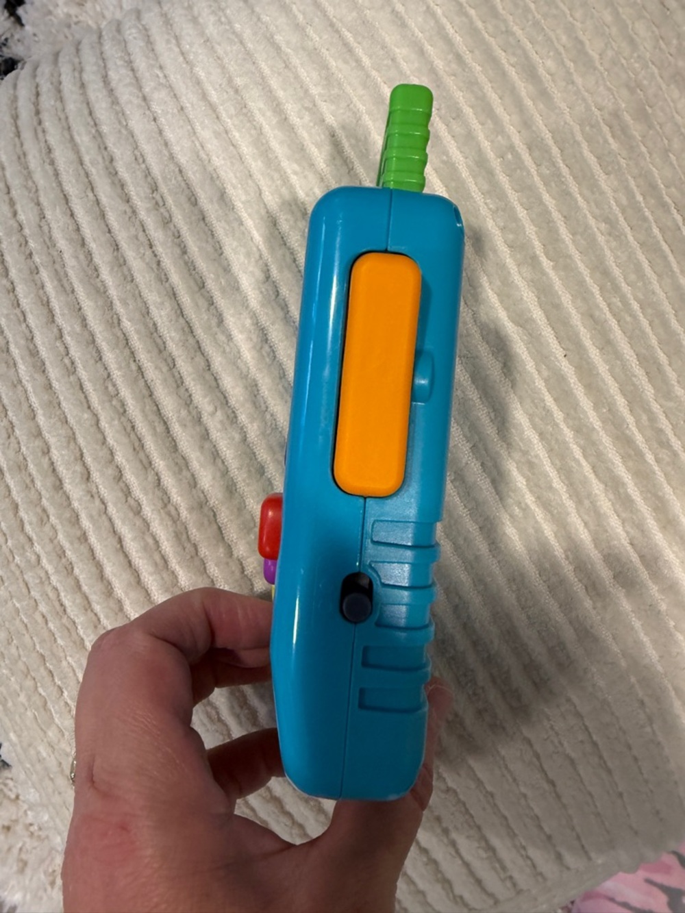 Fisher-Price Laugh & Learn Lil’ Gamer Pretend Video Game Learning Toy - Picture 5 of 5